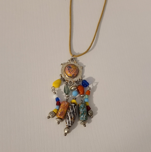 Western cowgirl beaded necklace - Picture 2 of 4